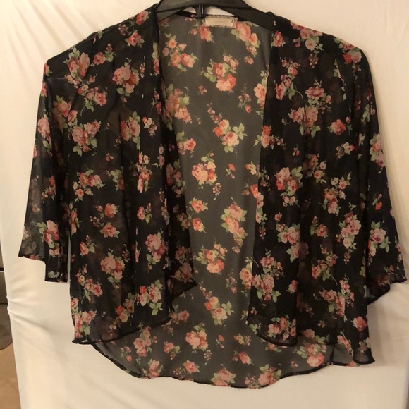 Soprano sheer floral open front kimono - Picture 1 of 4